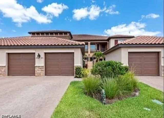 9397 Pocida CT 203, Naples, FL 34119