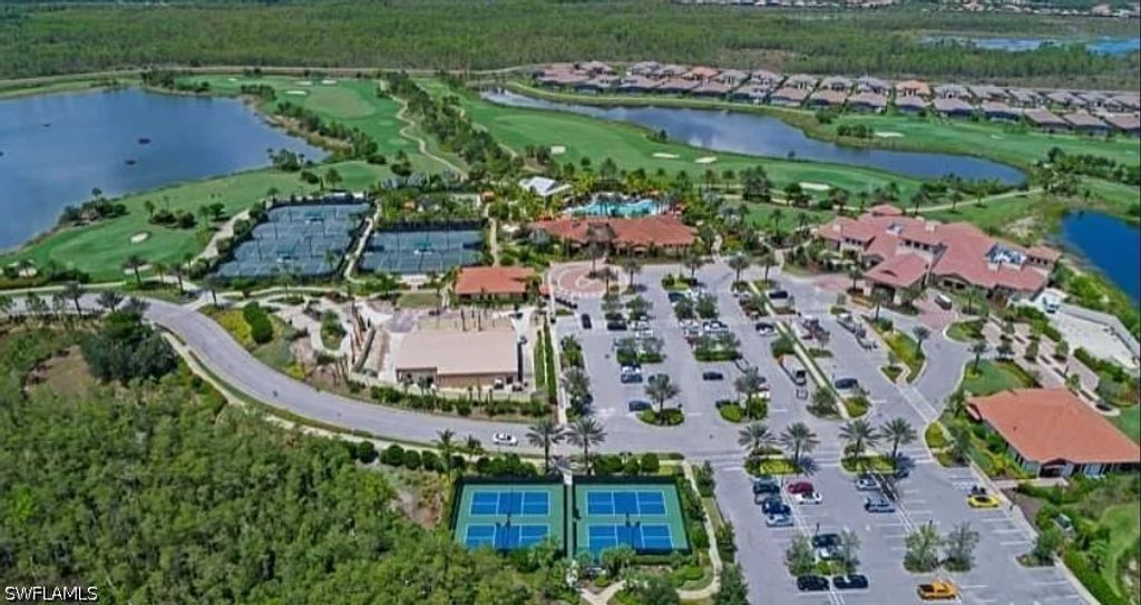 9397 Pocida CT 203, Naples, FL 34119