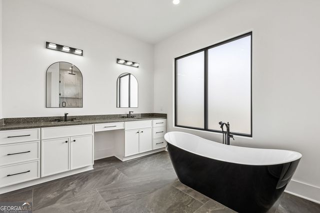 156 Rocky Ridge Way, Auburn, GA 30011