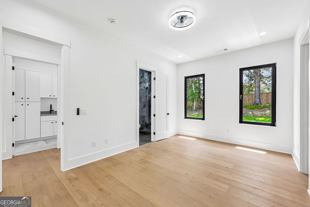 156 Rocky Ridge Way, Auburn, GA 30011