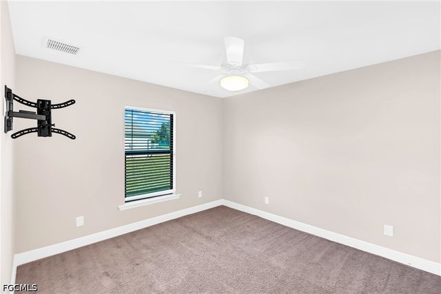 606 Morningmist LN, Lehigh Acres, FL 33974