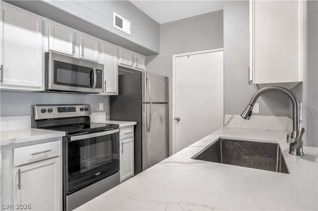2615 West Gary Avenue 2040, Las Vegas, NV 89123