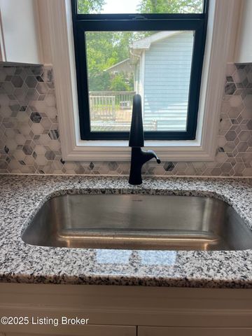 195 Sixth Ave, Shepherdsville, KY 40165