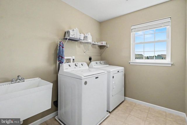 289 SWEETWATER DR, Palmyra, PA 17078