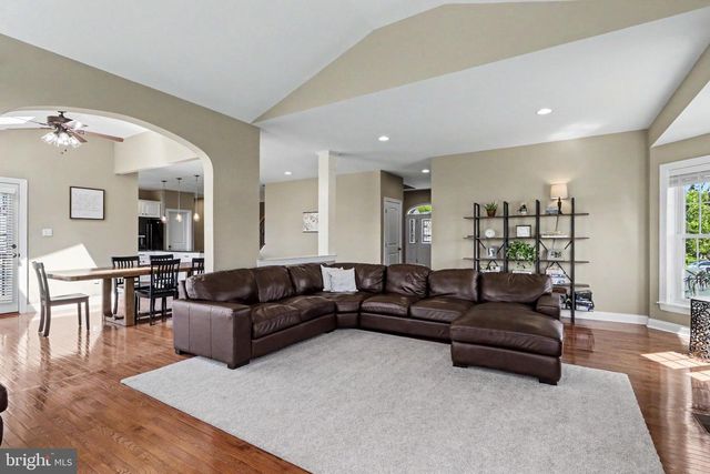 289 SWEETWATER DR, Palmyra, PA 17078