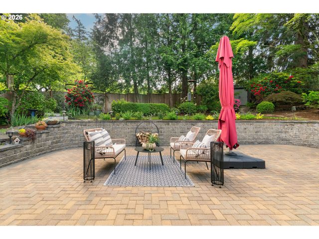 7118 Sw CANBY Ln, Portland, OR 97223