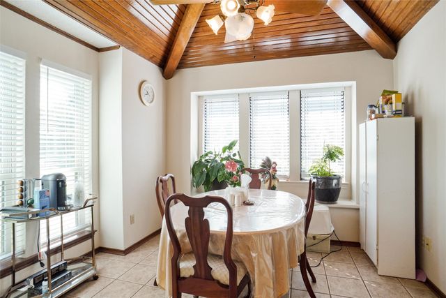 3532 Meadowside Drive, Bedford, TX 76021