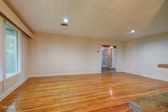 4510 Hickory Hill Road, Kingsport, TN 37664