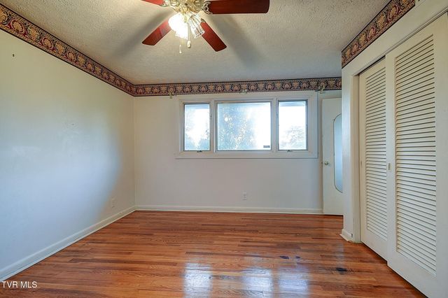 4510 Hickory Hill Road, Kingsport, TN 37664