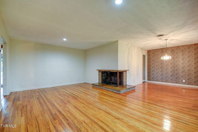 4510 Hickory Hill Road, Kingsport, TN 37664