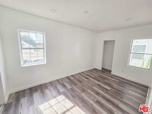 1516 W 11th Place, Los Angeles, CA 90015