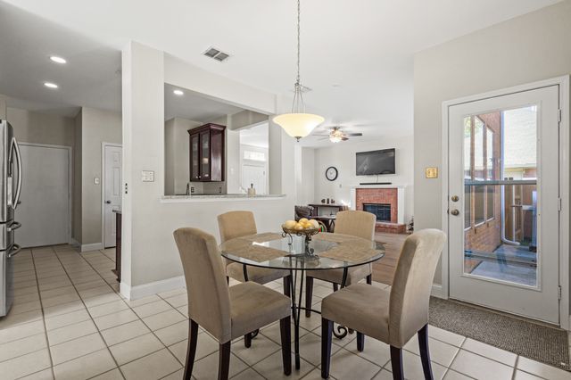 2716 Chatsworth Drive, Grapevine, TX 76051