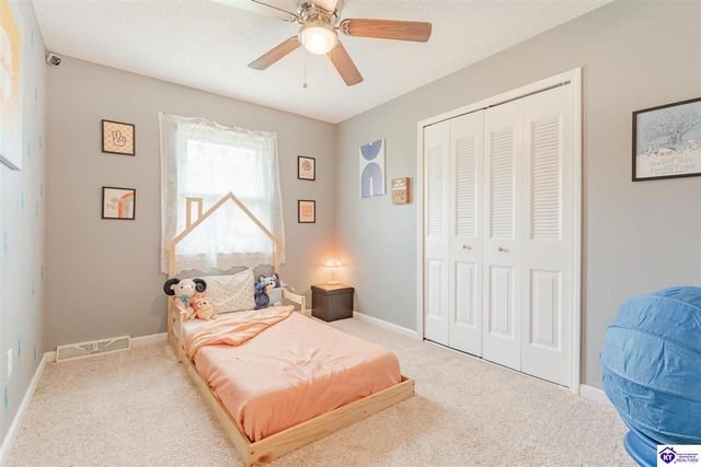 801 Charlene Drive, Vine Grove, KY 40175
