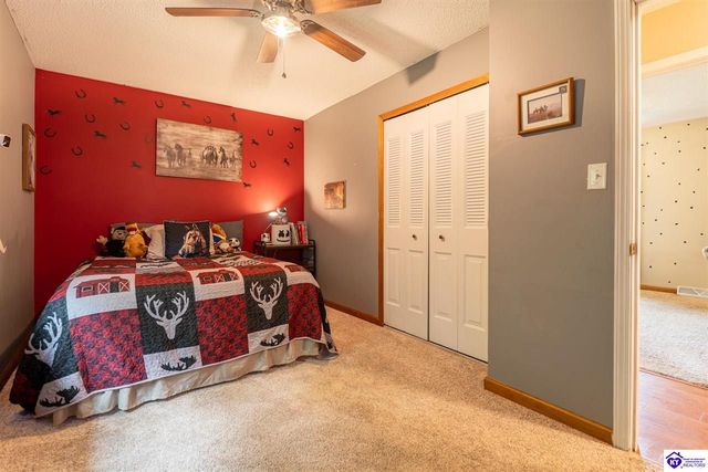 801 Charlene Drive, Vine Grove, KY 40175