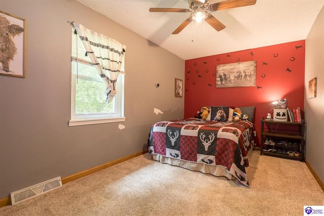801 Charlene Drive, Vine Grove, KY 40175