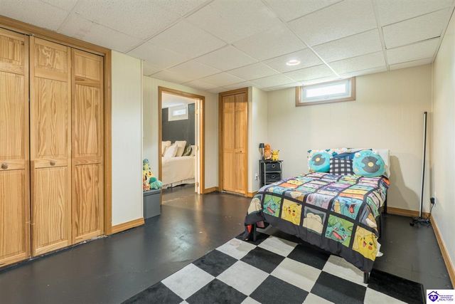 801 Charlene Drive, Vine Grove, KY 40175