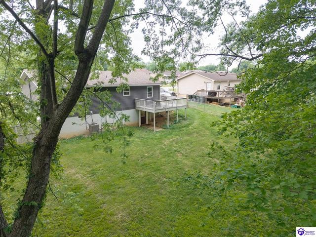 801 Charlene Drive, Vine Grove, KY 40175