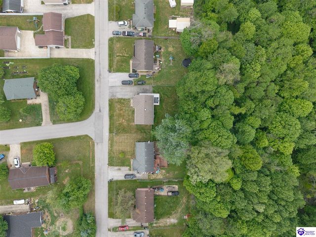801 Charlene Drive, Vine Grove, KY 40175