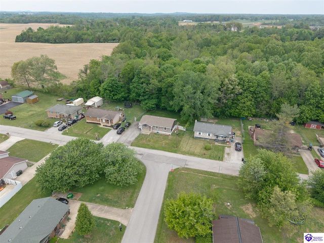 801 Charlene Drive, Vine Grove, KY 40175