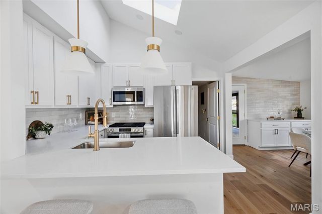 928 S Gore Avenue, Webster Groves, MO 63119