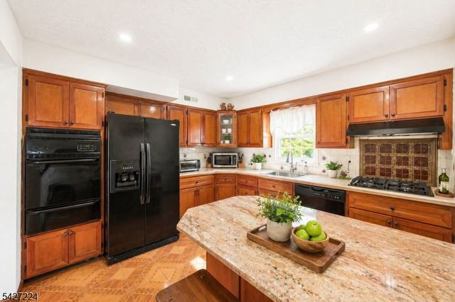 188 Kerrigan Blvd, Newark City, NJ 07106