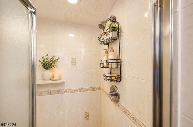 188 Kerrigan Blvd, Newark City, NJ 07106