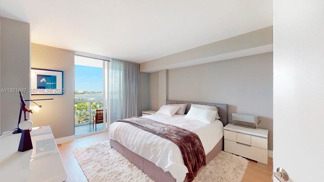 10275 Collins Ave 724, Bal Harbour, FL 33154