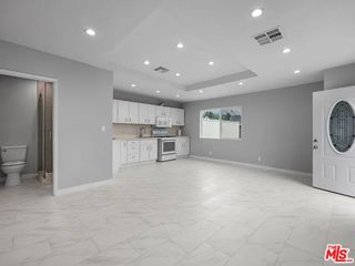 7619 Security Avenue, Burbank, CA 91504