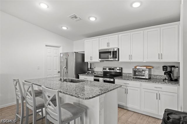 4004 NE 23rd AVE, Cape Coral, FL 33909