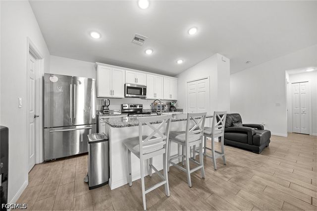 4004 NE 23rd AVE, Cape Coral, FL 33909