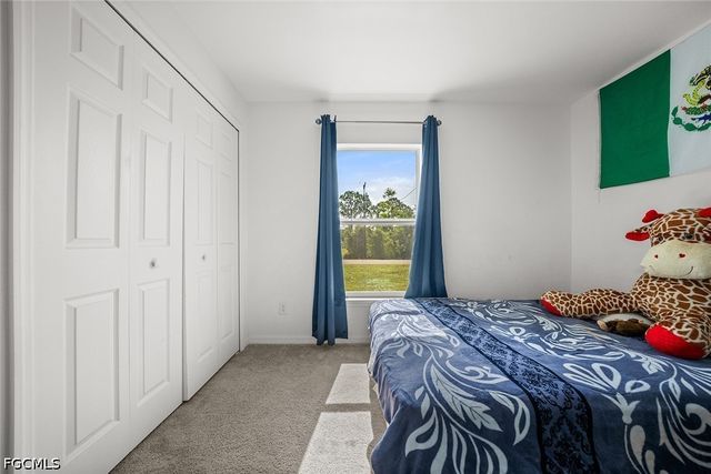 4004 NE 23rd AVE, Cape Coral, FL 33909