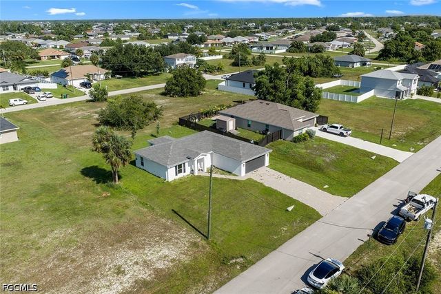 4004 NE 23rd AVE, Cape Coral, FL 33909