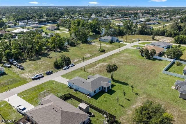4004 NE 23rd AVE, Cape Coral, FL 33909