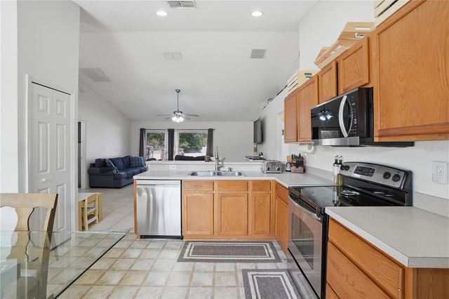2922 FAIRWEATHER WAY, Kissimmee, FL 34758