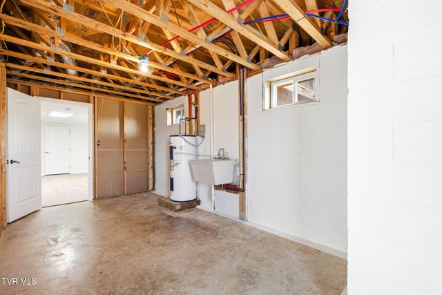 2087 Old Ducktown Road, Limestone, TN 37681