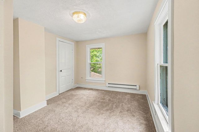 139 N Kalamazoo Avenue, Vicksburg, MI 49097