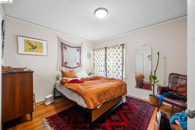 367 41st St, Oakland, CA 94609