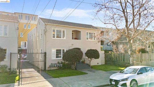 367 41st St, Oakland, CA 94609