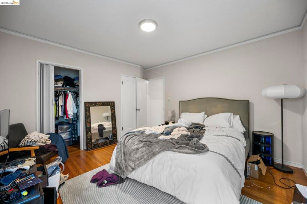 Image 6 of property listing at 367 41st St, Oakland, CA 94609