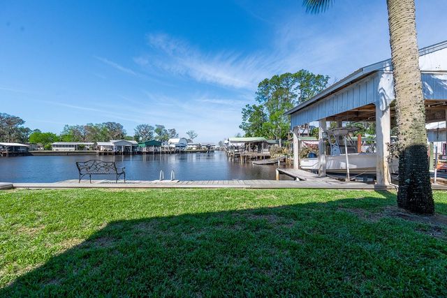 364 NE 256TH AVENUE, Suwannee, FL 32692