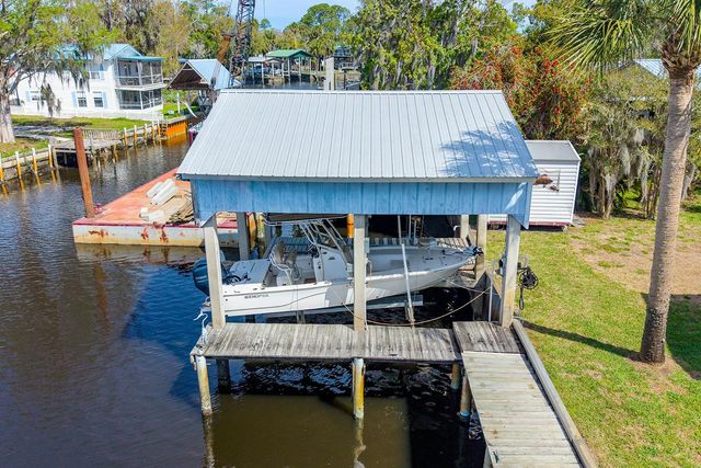 364 NE 256TH AVENUE, Suwannee, FL 32692