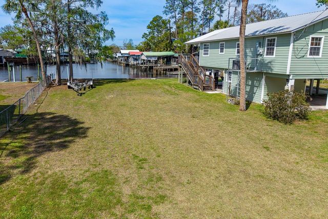 364 NE 256TH AVENUE, Suwannee, FL 32692