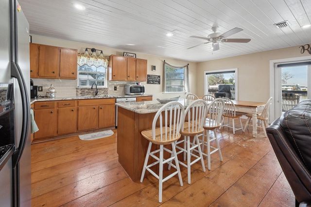 364 NE 256TH AVENUE, Suwannee, FL 32692