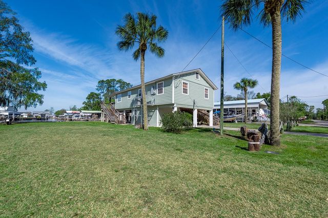 364 NE 256TH AVENUE, Suwannee, FL 32692