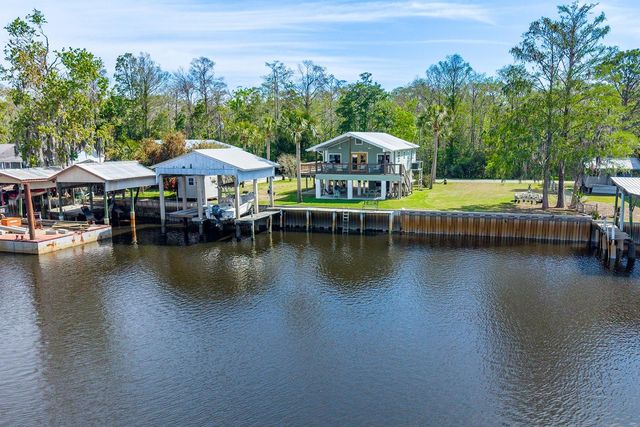 364 NE 256TH AVENUE, Suwannee, FL 32692