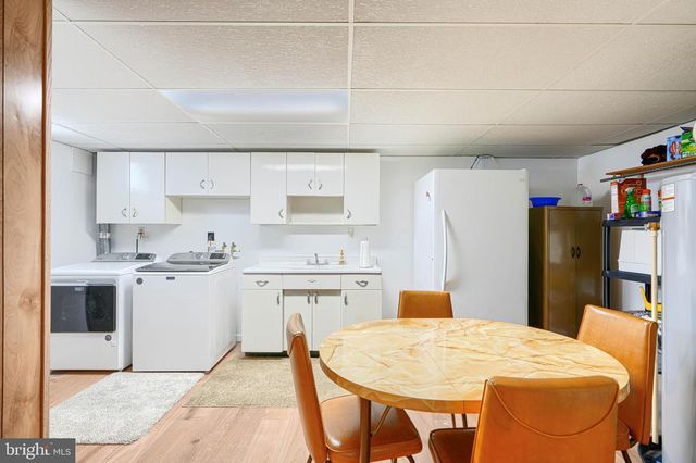 118 NELSON RD, Baltimore, MD 21208