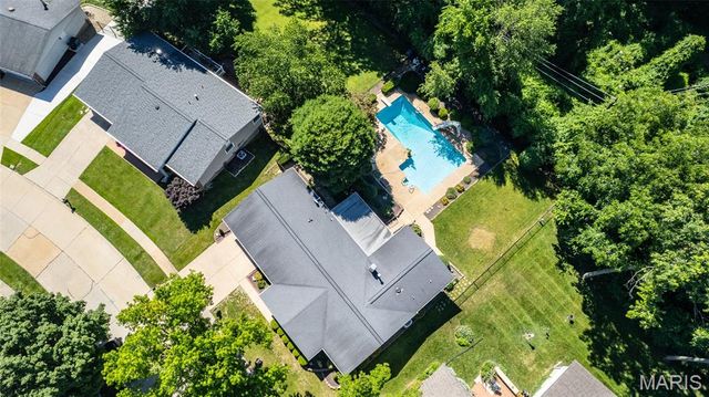 4802 Laketon Court, St Louis, MO 63128
