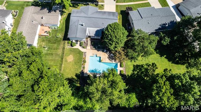4802 Laketon Court, St Louis, MO 63128