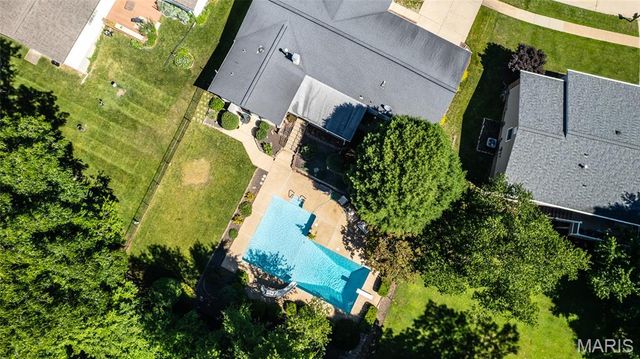 4802 Laketon Court, St Louis, MO 63128