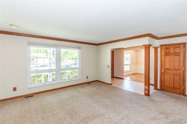 4802 Laketon Court, St Louis, MO 63128